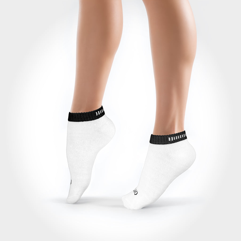 Sneakersocken, Weiß, schwarze Manschette, Branding
